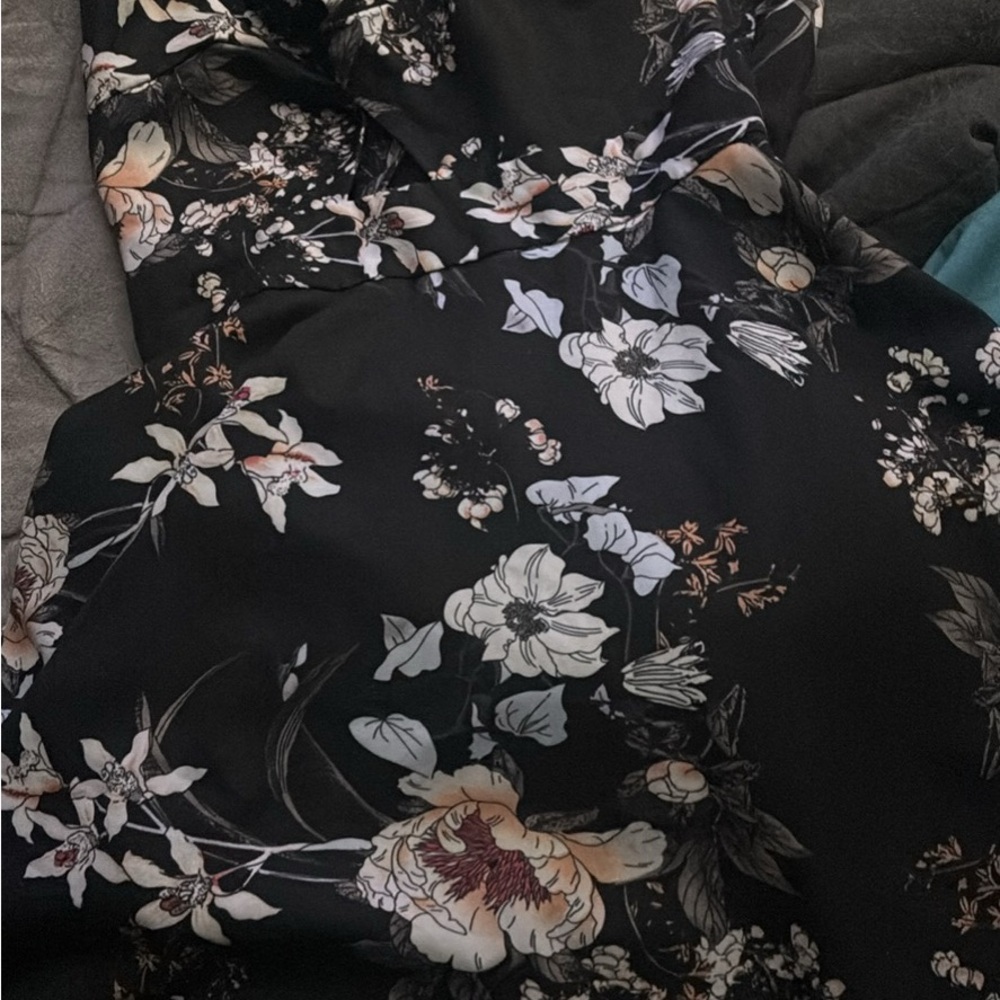 SHEIN Black Floral Mini Dress